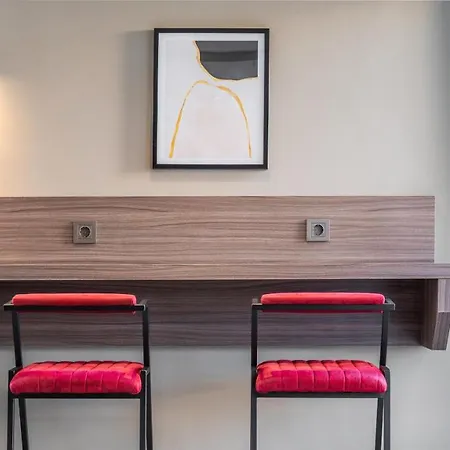 Vesta Aparthotel *